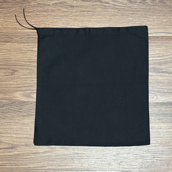 ESSEutESSE Black Dust Bag with Purple Text - Picture 3 of 5